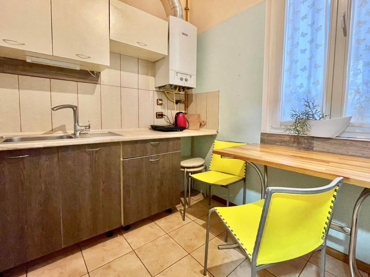 Крехівська 5,Апартаменти В Центрі, Дві Спальні Λβιβ Εξωτερικό φωτογραφία