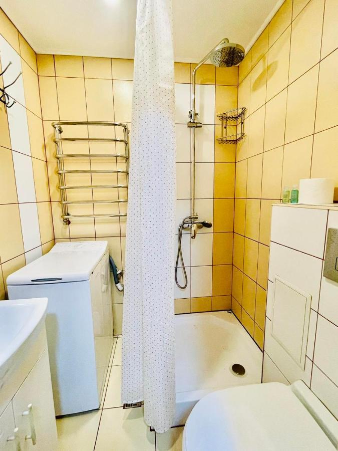 Крехівська 5,Апартаменти В Центрі, Дві Спальні Λβιβ Εξωτερικό φωτογραφία